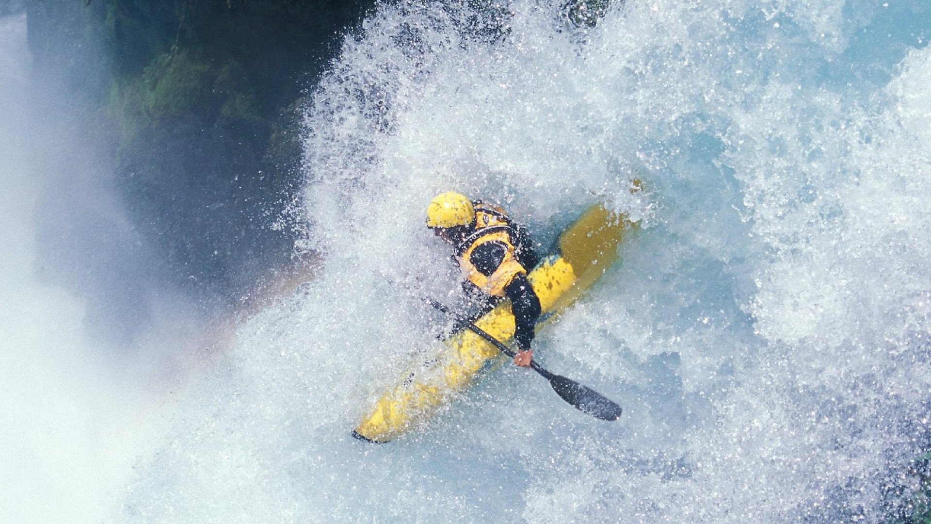 纳达尔关键破发点力挽狂澜 鏖战五盘逆转晋级法网八强