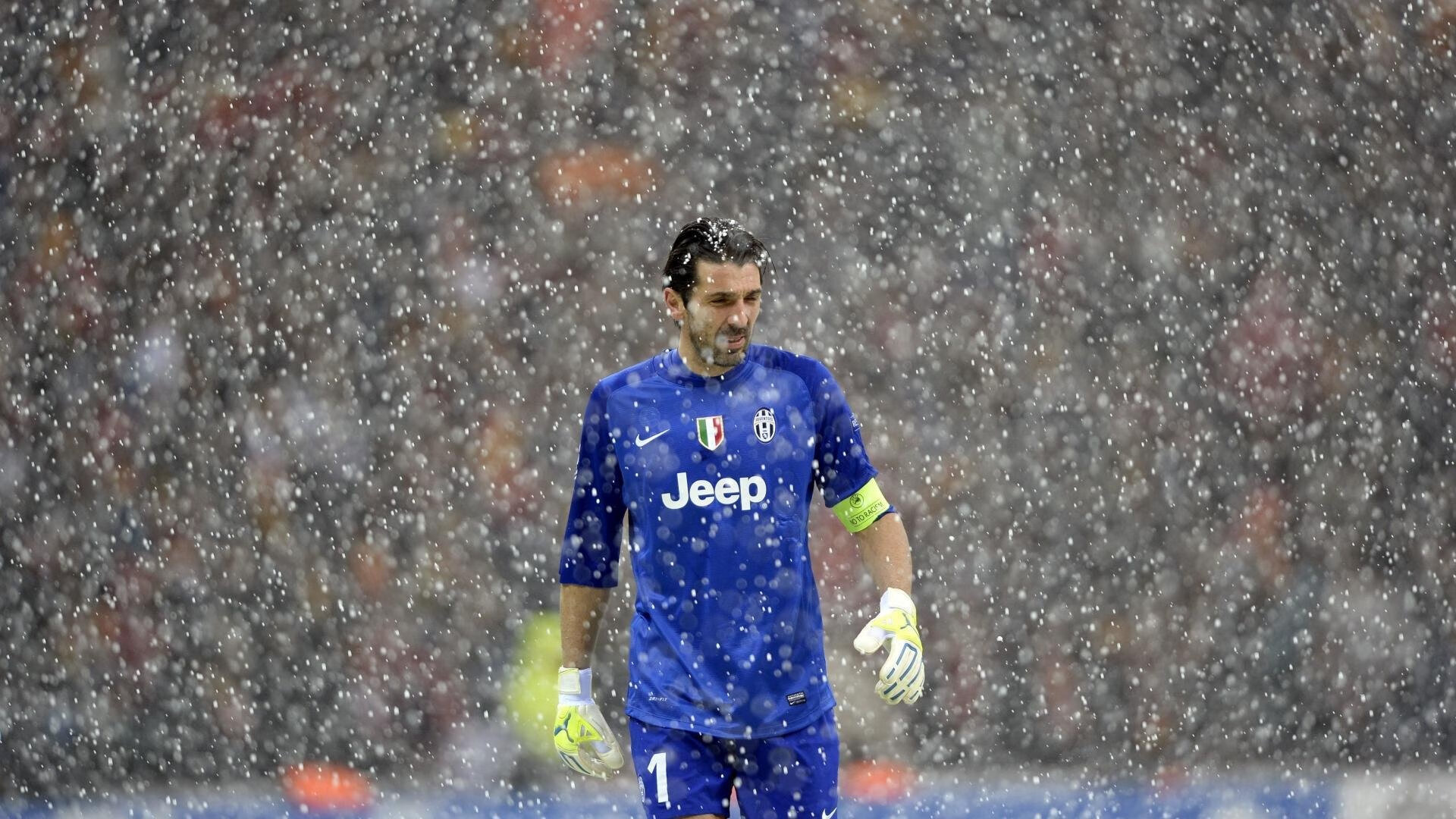 体育公益携手同行，爱心传递温暖人心